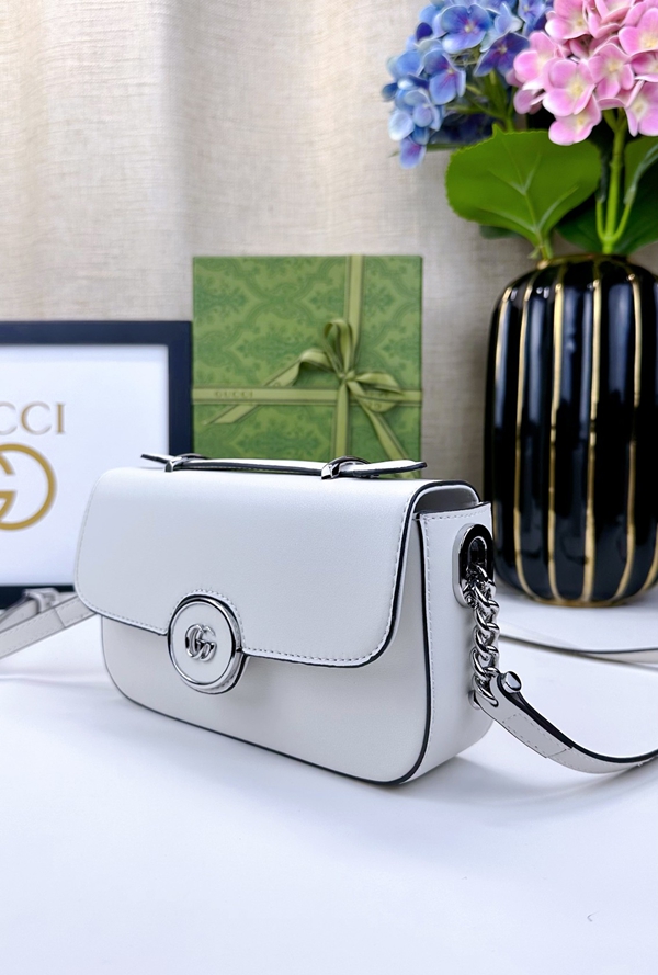 激安グッチバッグコピー側面デザイン